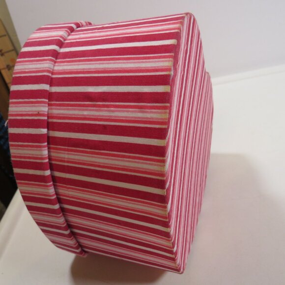 Fabric covered heart shaped box (Red, white and pink striped with padded top) - Picture 5 of 7